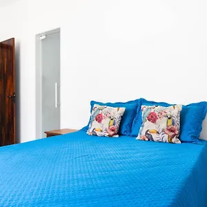  Apartamento Castelinho A Beira Mar Na Prainha Brasil